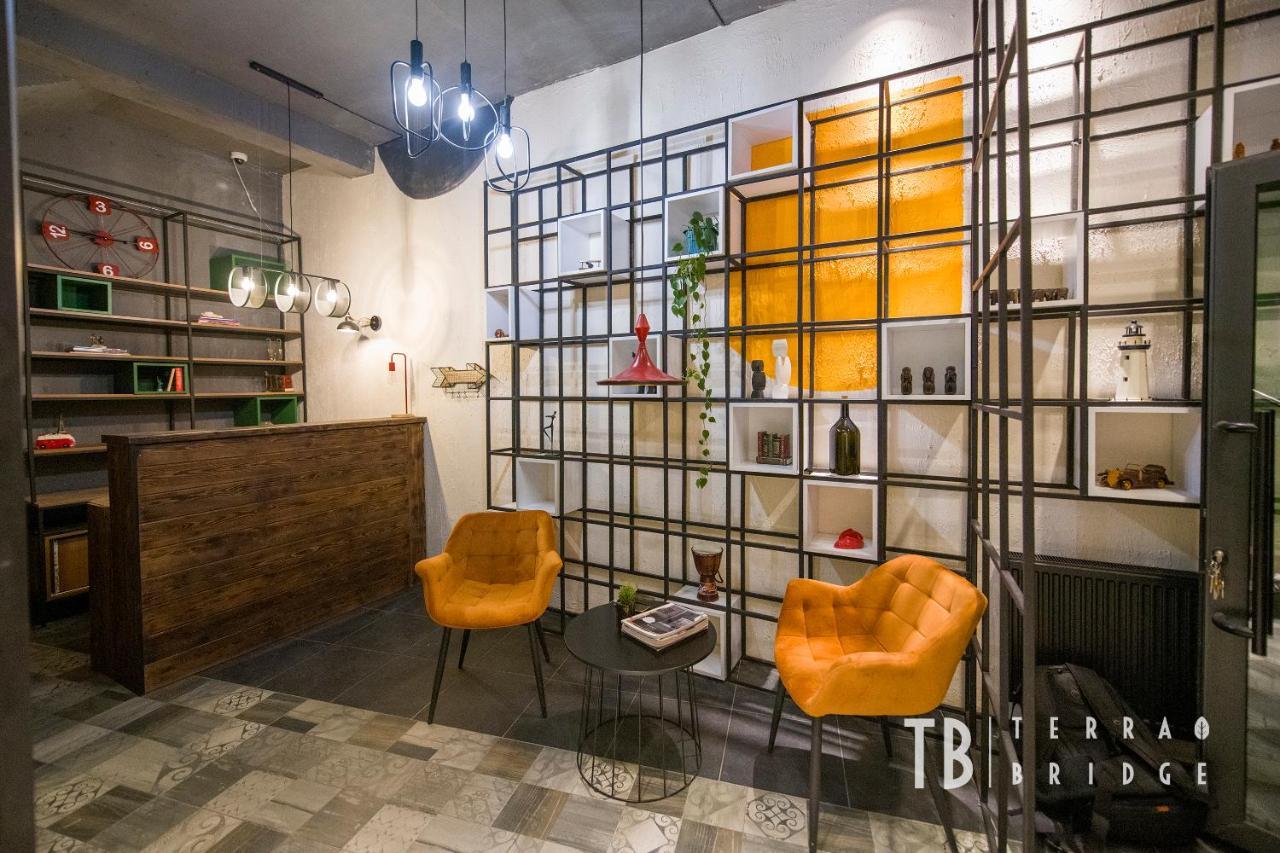 Hotel Terra Bridge Tiflis Exterior foto