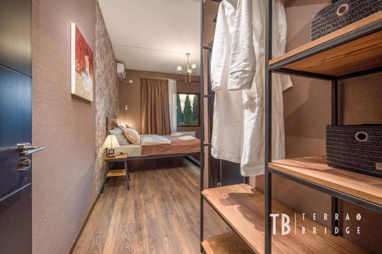 Hotel Terra Bridge Tiflis Exterior foto