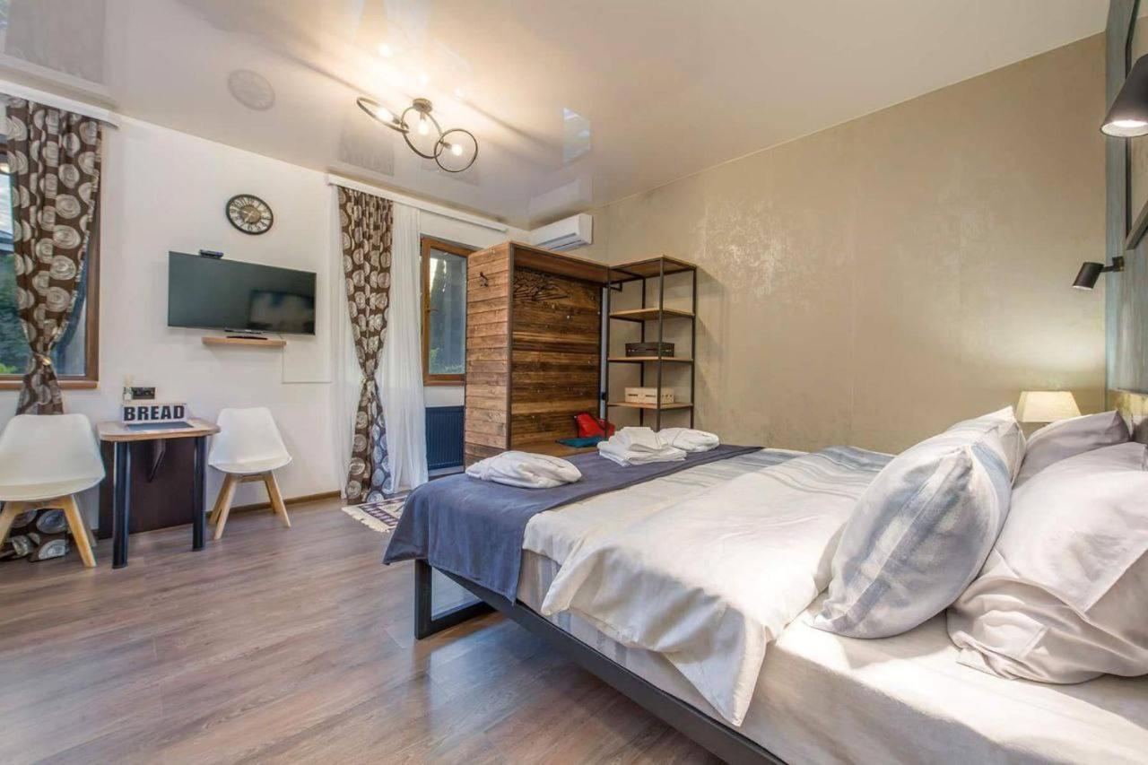 Hotel Terra Bridge Tiflis Exterior foto
